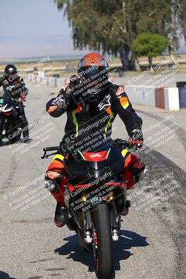 media/Jul-23-2023-TrackDaz (Sun) [[5bdcf0335d]]/Group B/Grid/
